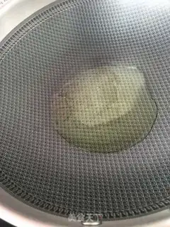 Make Fried eggs with moss step 3