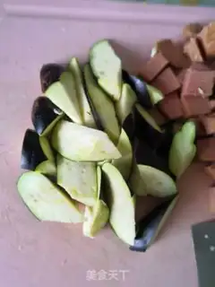 Make The original tomato beef and eggplant step 3