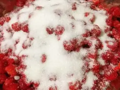 Make Raspberry jam step 5