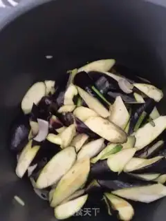 Make The original tomato beef and eggplant step 8