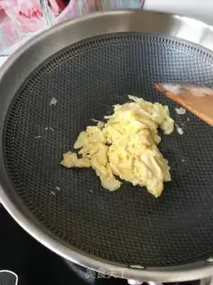 Make Fried eggs with moss step 5