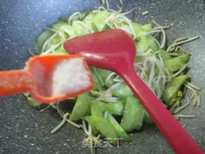 Make Green bean sprouts step 5