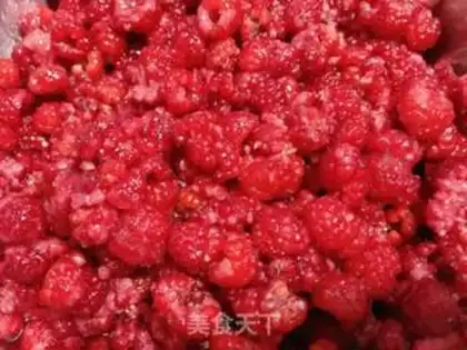 Make Raspberry jam step 6