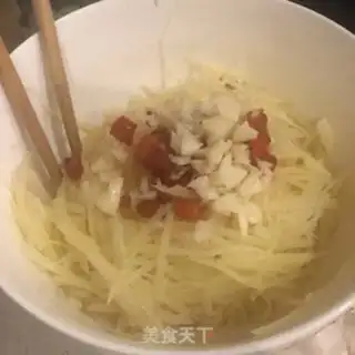 Make Spicy potatoes step 1