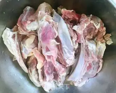 Make Red lamb chops step 1