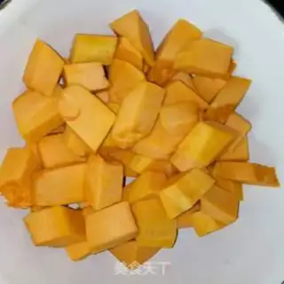 Make Pumpkin porridge step 1