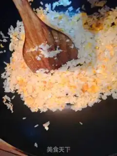 Make Egg fried rice step 4