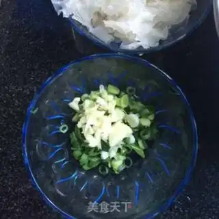 Make The cabbage and silver ears step 2