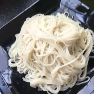 Make Mushroom meat noodles step 3