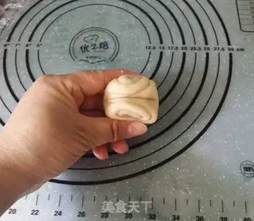 Make Black Sesame Souffles step 12