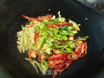 Make Chili fried shrimp step 4