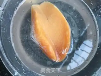 Make Green pepper fried gold abalone step 0