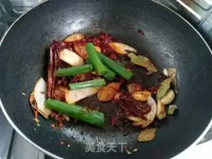 Make Red beef noodles step 6