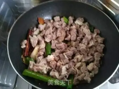 Make Red beef noodles step 7