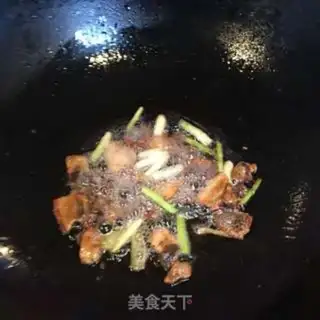 Make Scrambled onions step 1