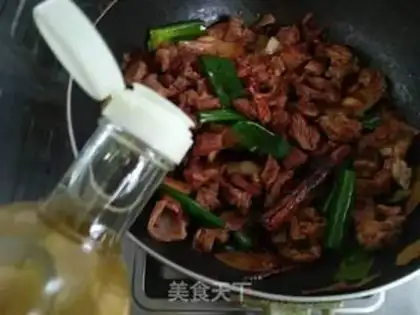 Make Red beef noodles step 9