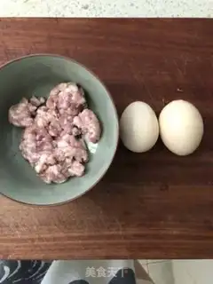 Make Meat and eggs step 0