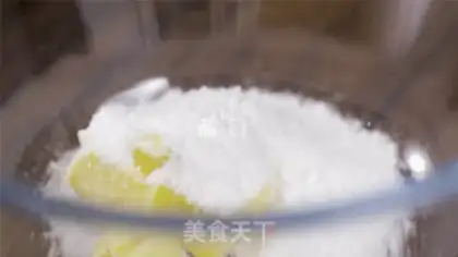Make Fast-hand snacks: button cookies step 1
