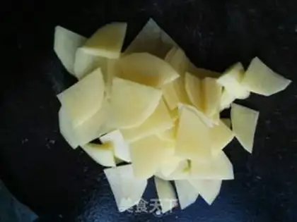 Make Tofu-dry, black-mole potatoes step 5