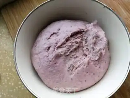 Make Double-coloured rolls step 4