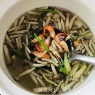 Make Crab mushroom shrimp soup step 4