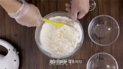 Make Fast-hand snacks: button cookies step 6