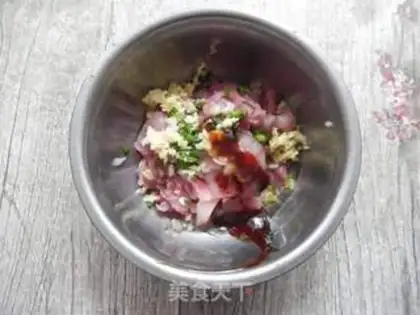 Make Tomato chops step 1