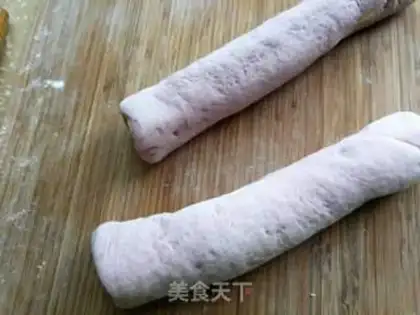 Make Double-coloured rolls step 8