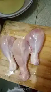 Make Potatoes, chicken legs step 0
