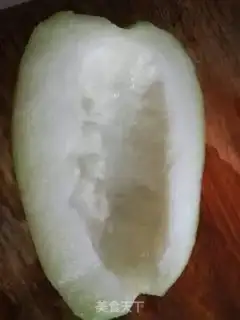 Make Shrimp-skin soup step 1