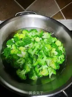 Make Garlic broccoli step 0