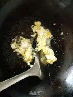 Make Plum mushrooms. Hot dry noodles step 6