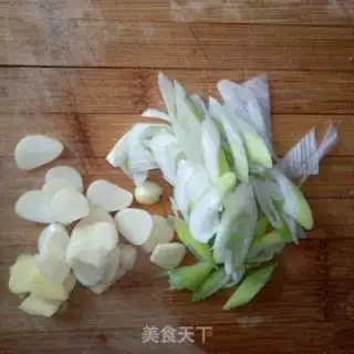 Make Red chicken neck step 0