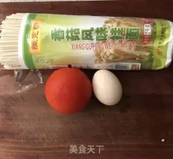 Make Tomato egg noodles step 0