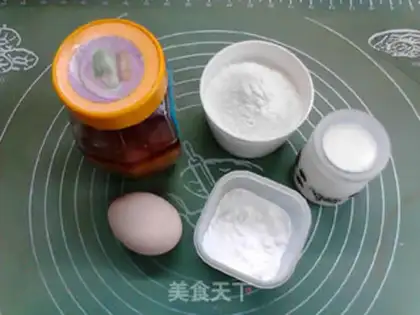 Make A non-oiled honey yogurt muffin step 0