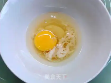 Make A non-oiled honey yogurt muffin step 1