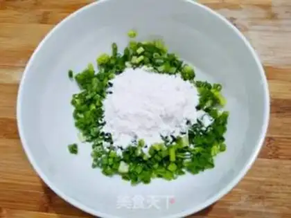 Make Onion omelet step 2