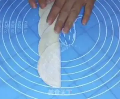 Make A rose with fresh meat step 5