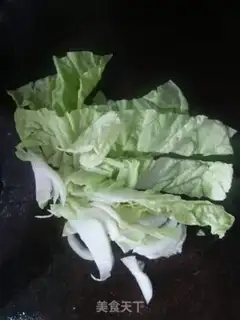 Make The cabbage hot dog fried the powder step 1