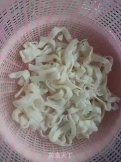 Make The cabbage hot dog fried the powder step 3