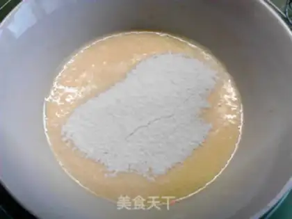 Make A non-oiled honey yogurt muffin step 3