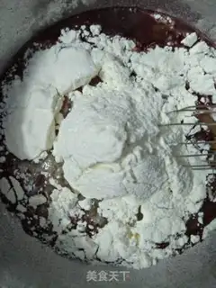 Make Red velvet cupcakes step 4