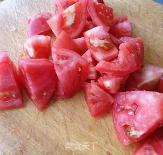 Make Fried tomato cucumber step 1