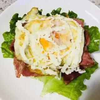 Make Bacon eggburgers step 6