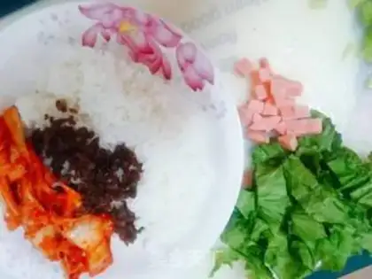 Make Hot cabbage step 1