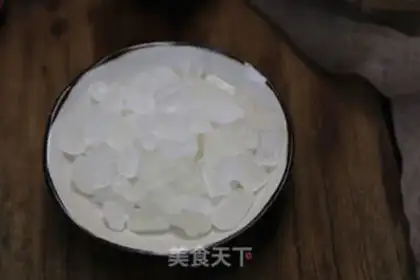 Make Bronco-cracker lemon tea step 1