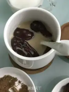 Make A tea with red dates step 5