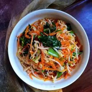 Make Carrot bean sprouts step 7