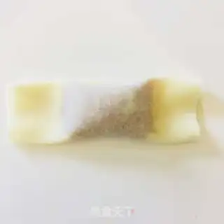 Make Spring rolls with tweed step 2