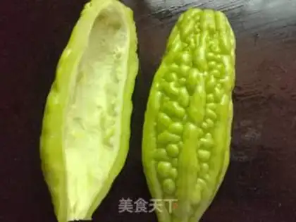Make Bitter melon pie step 0